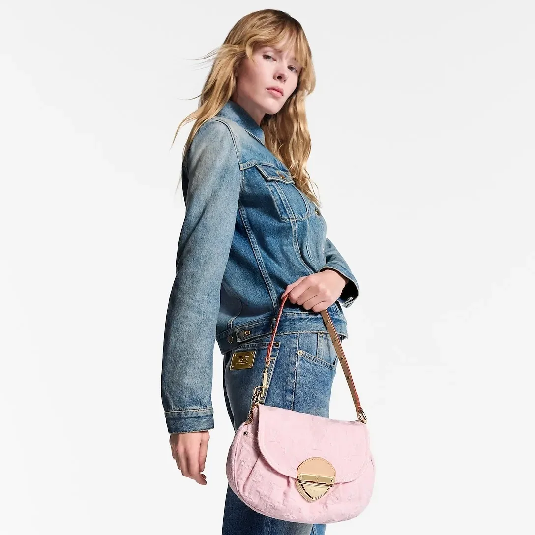 Louis Vuitton Sunset Wash Pink / Louis Vuitton Sunset Wash Pink /