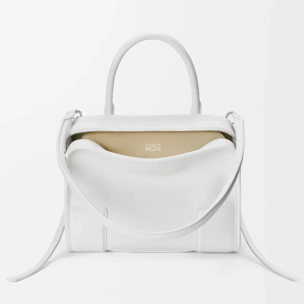 Loewe Large Amazona 180 Bag in Soft Calfskin for Women in White Loewe Large Amazona 180 Bag in Soft Calfskin for Women in White