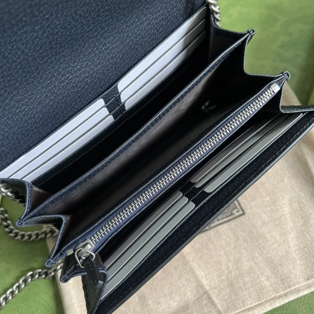 Gucci Dionysus Chain Wallet Shoulder Bag / Beige/ Blue GG Supreme Canvas Palladium Hardware Gucci Dionysus Chain Wallet Shoulder Bag / Beige/ Blue GG Supreme Canvas Palladium Hardware