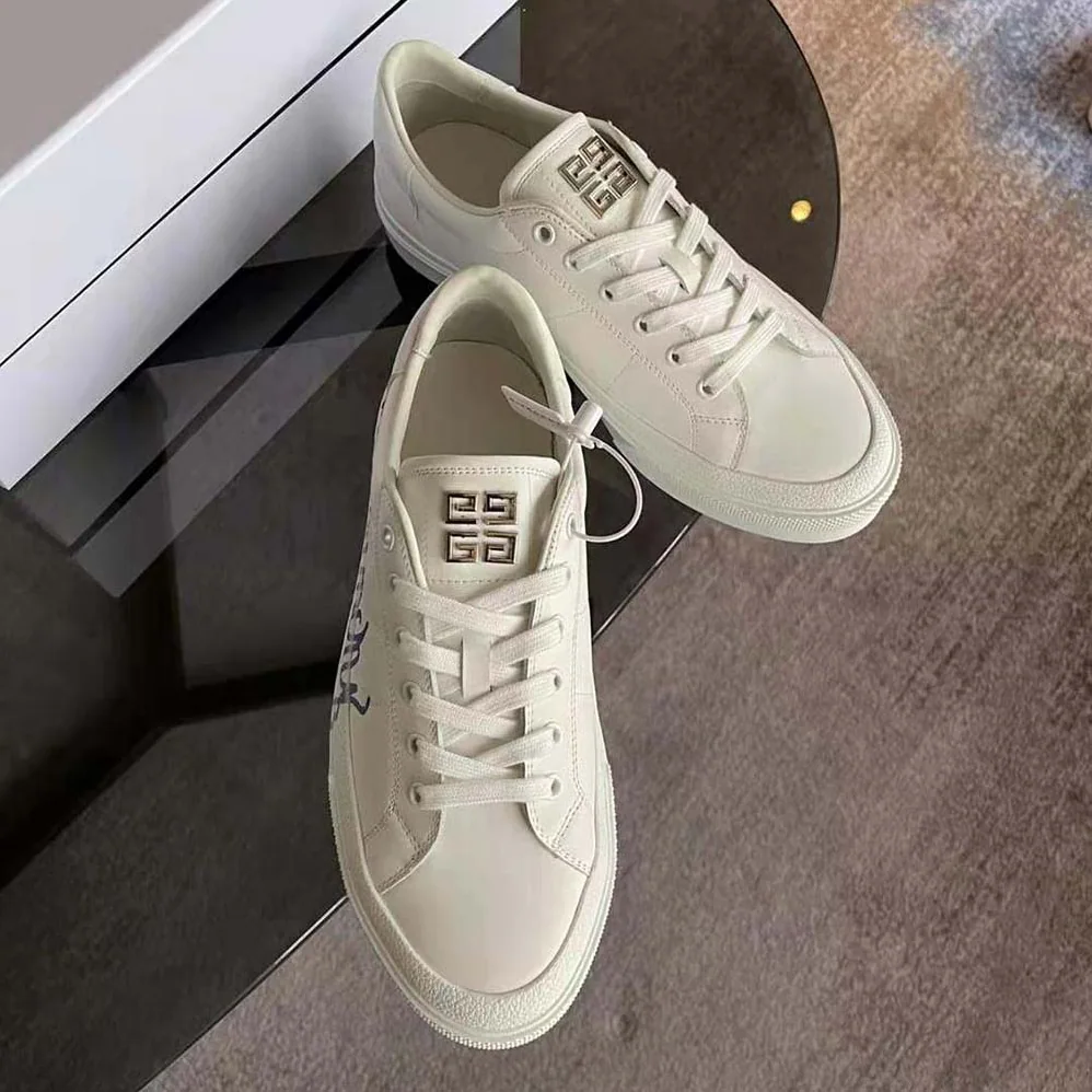 Givenchy Sneakers City Sport in GIVENCHY Print Leather for Men in White