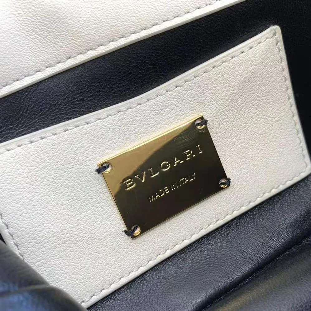 Bvlgari Serpenti Cabochon Crossbody Mini Bag for Women in White Bvlgari Serpenti Cabochon Crossbody Mini Bag for Women in White