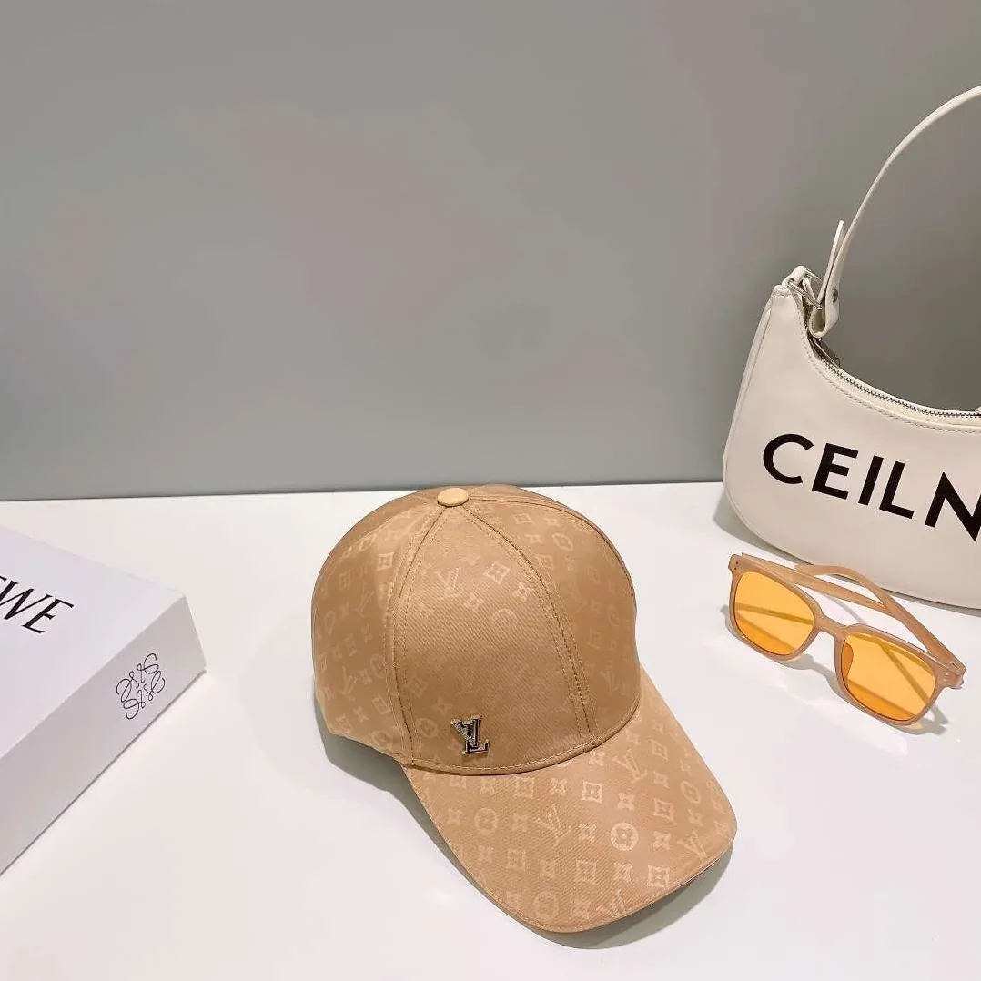Louis Vuitton Iconic Cap Beige Louis Vuitton Iconic Cap Beige