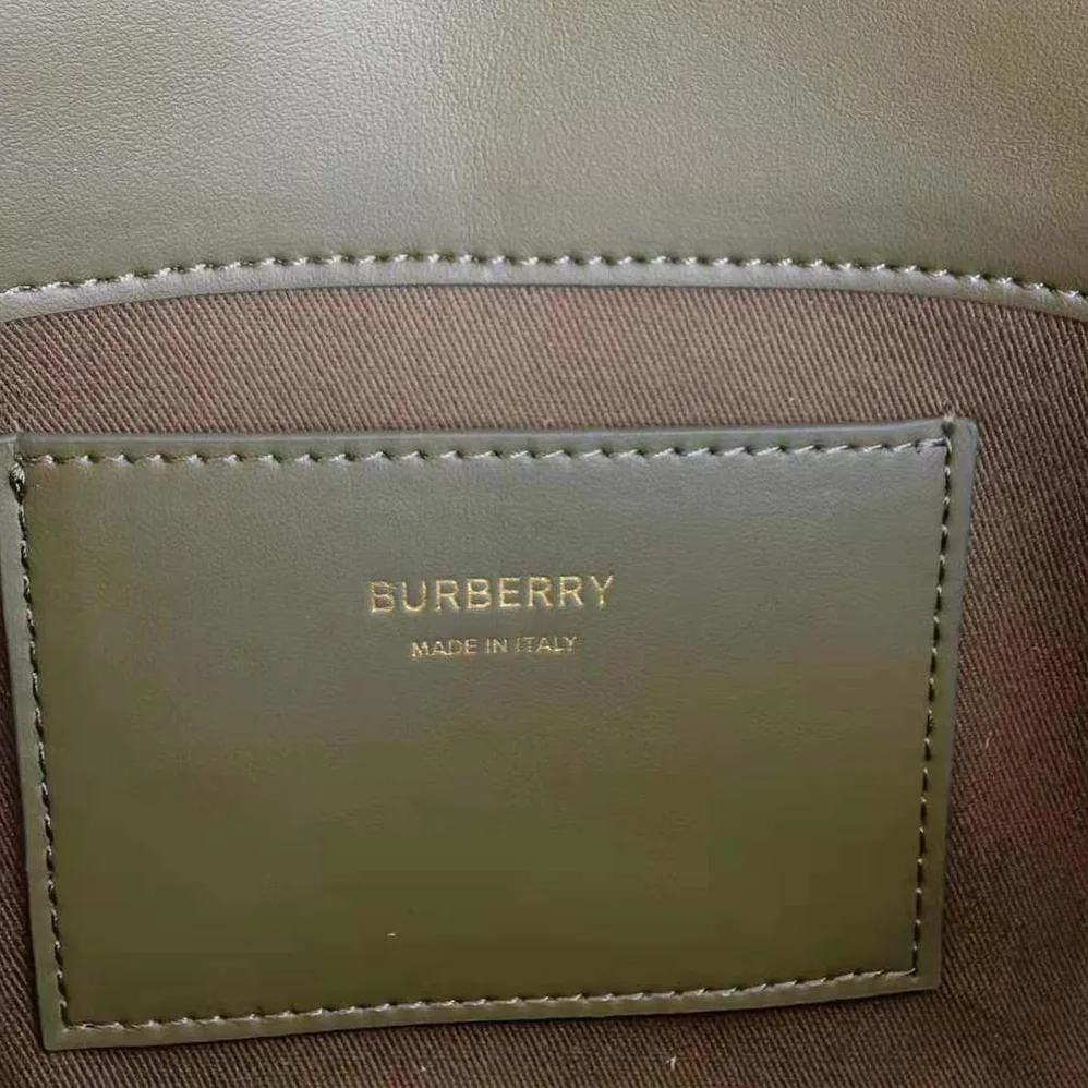 Burberry Top Handle Note Bag for Women in Green