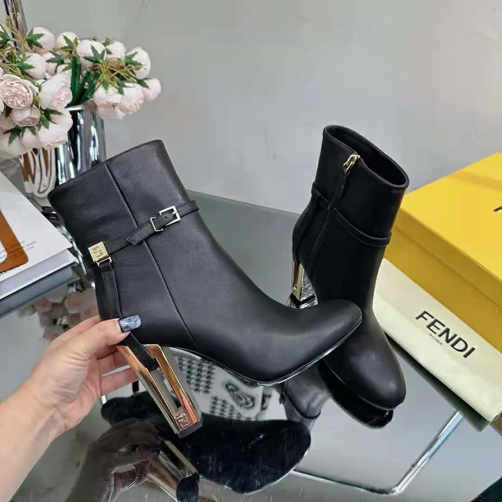 Fendi Delfina Black Leather High for Women in heeled Ankle Boots Fendi Delfina Black Leather High for Women in heeled Ankle Boots