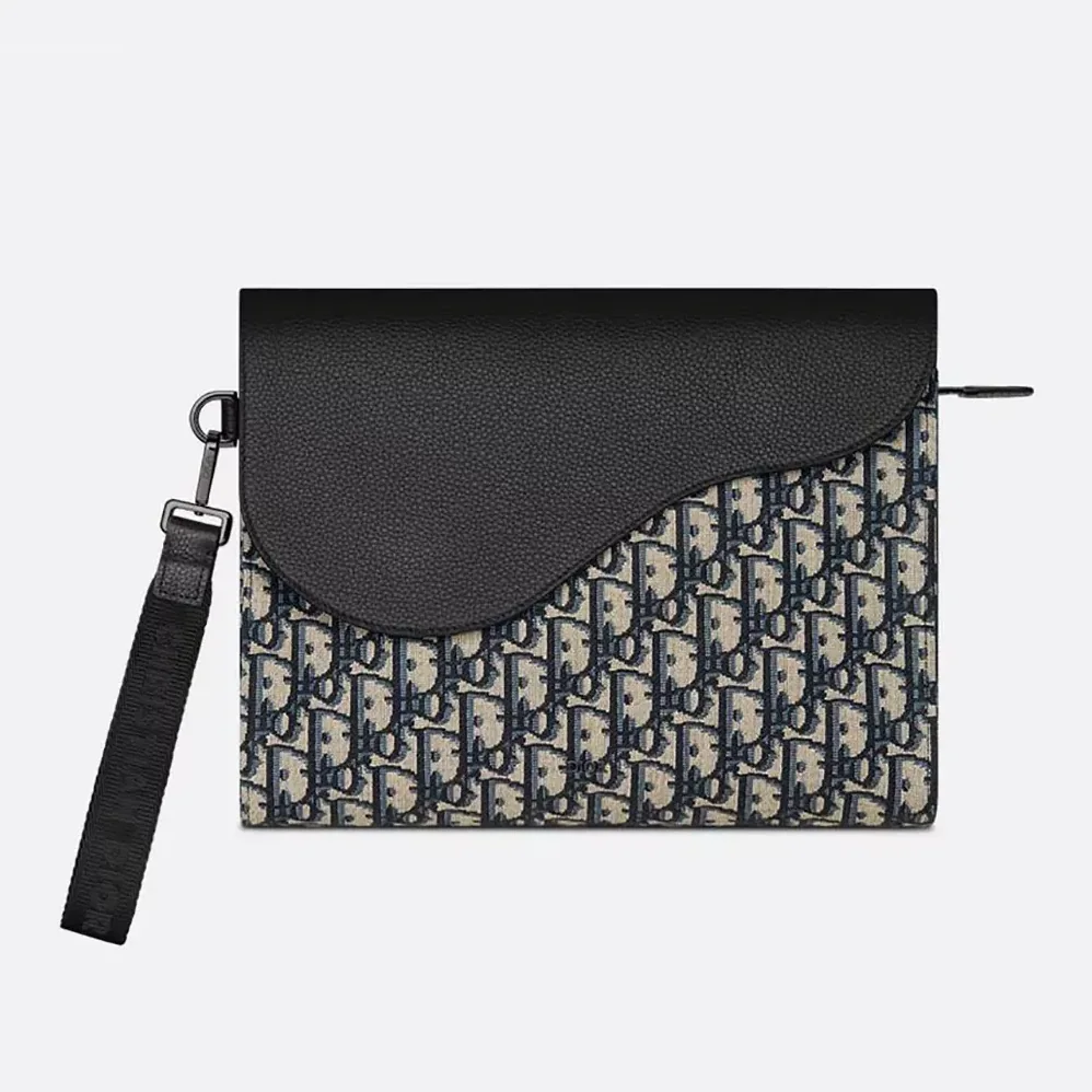 Dior Saddle A5 Triangle Pouch Beige and Black Dior Oblique Jacquard with Black Grained Calfskin for Men Dior Saddle A5 Triangle Pouch Beige and Black Dior Oblique Jacquard with Black Grained Calfskin for Men