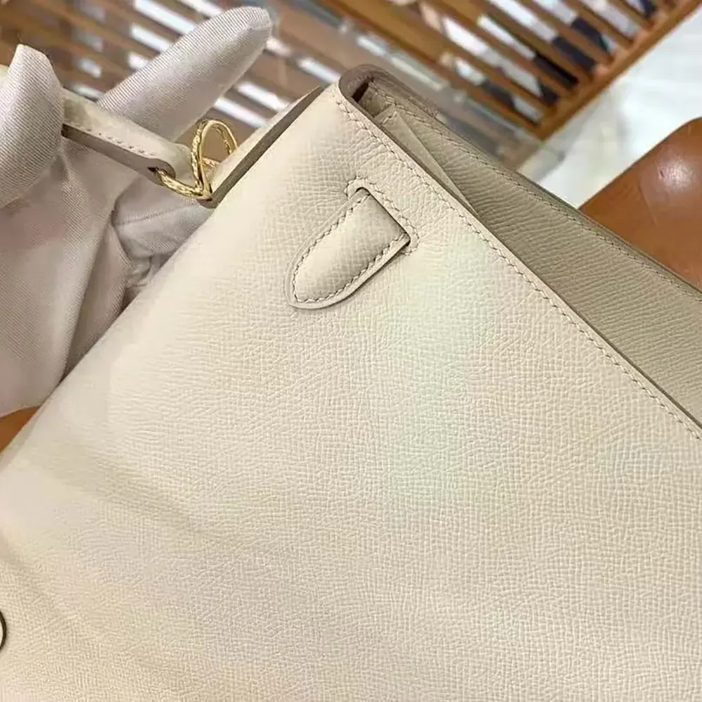 Hermes Kelly Bag 25 Epsom Leather for Women in White Hermes Kelly Bag 25 Epsom Leather for Women in White