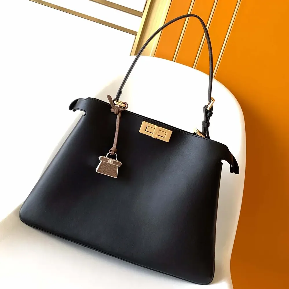 Fendi Peekaboo Soft Large Black Leather Bag for Women Fendi Peekaboo Soft Large Black Leather Bag for Women