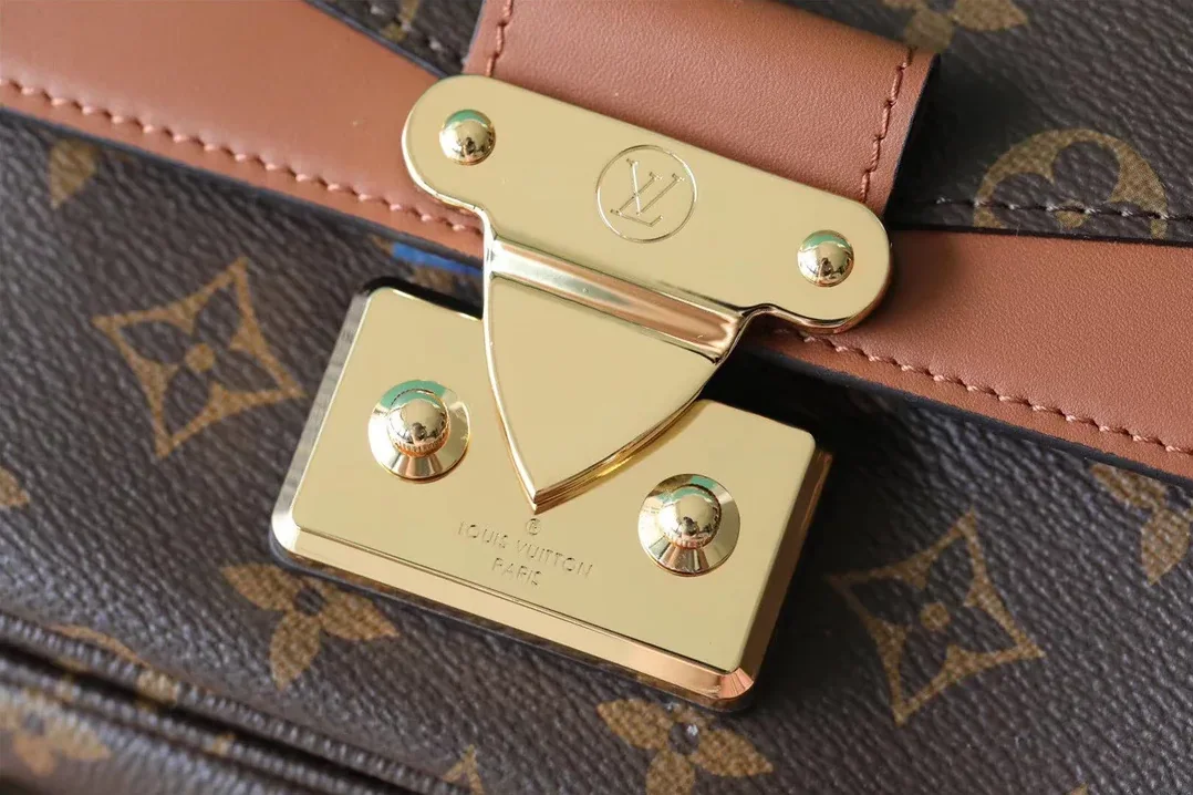 Louis Vuitton Marceau Crossbody Bag / Monogram Caramel Brown Gold Hardware Louis Vuitton Marceau Crossbody Bag / Monogram Caramel Brown Gold Hardware