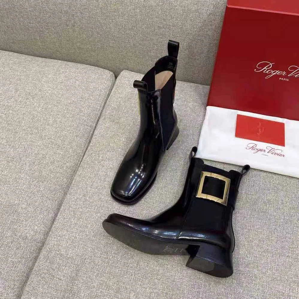 Roger Vivier Tres Vivier Metal Buckle Chelsea Booties in Leather for Women