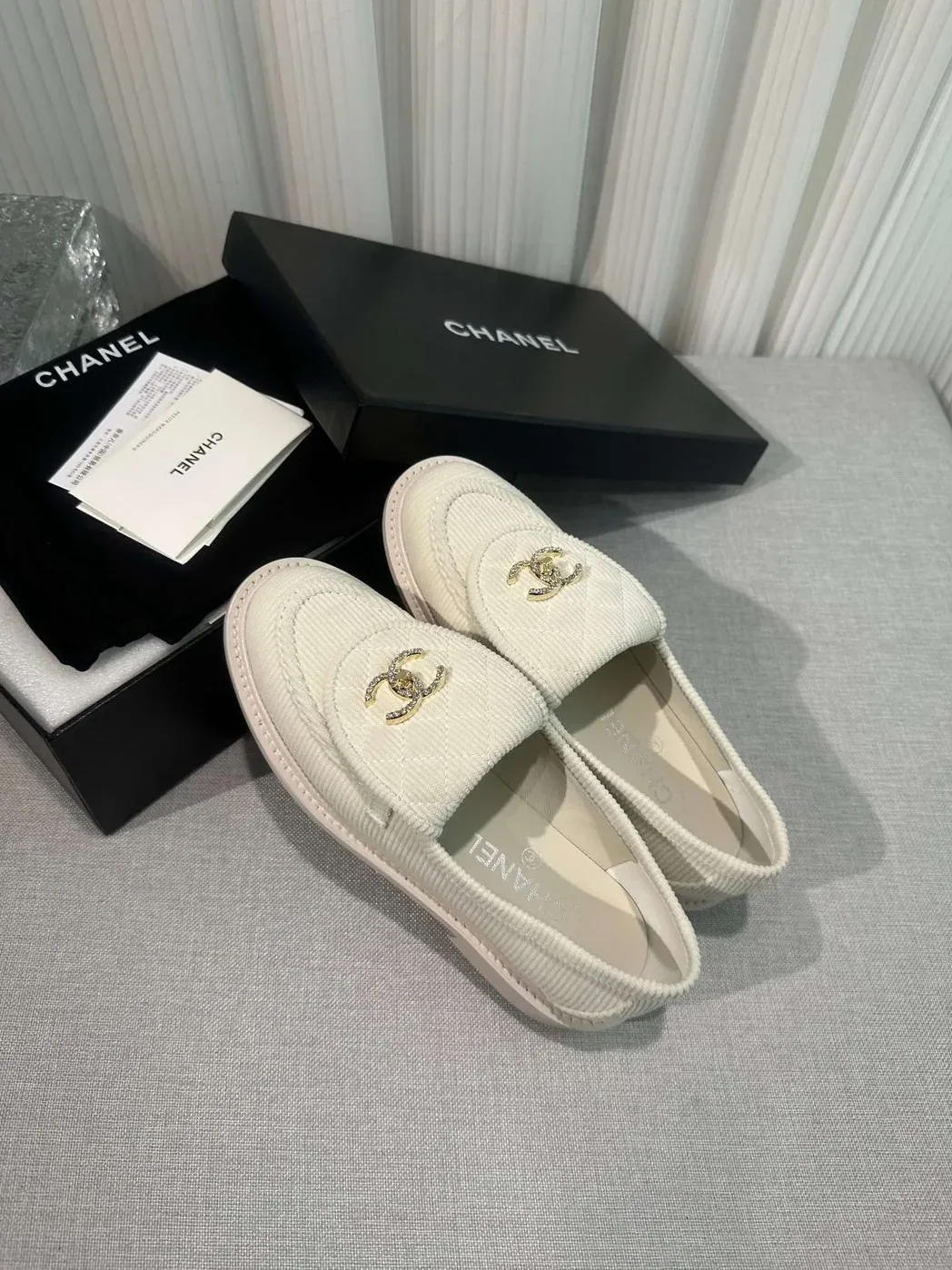 Chanel Moccasins Cream Chanel Moccasins Cream