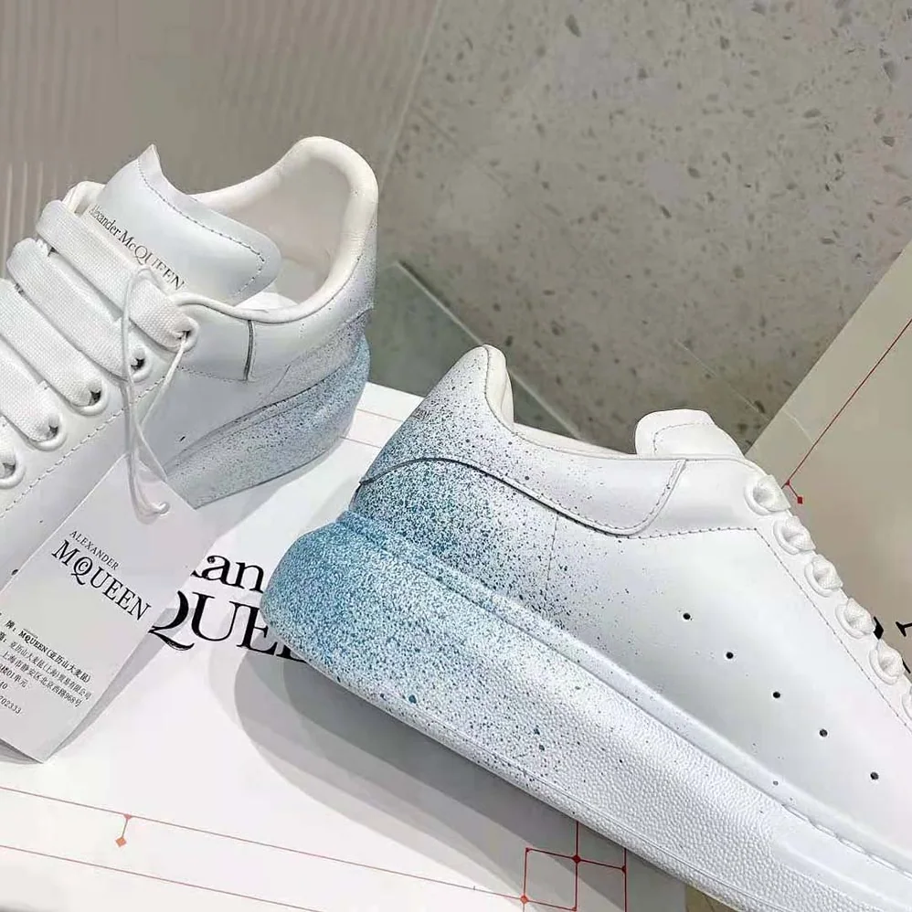 Alexander Mcqueen Oversized Sneaker in White for Women in Blue