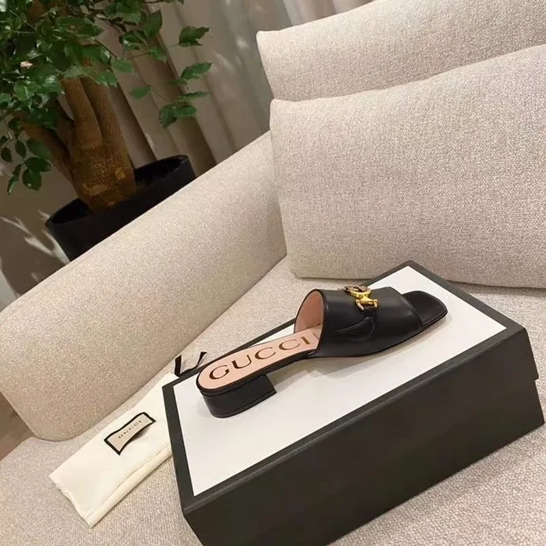 Gucci Zumi Slide Sandals Black