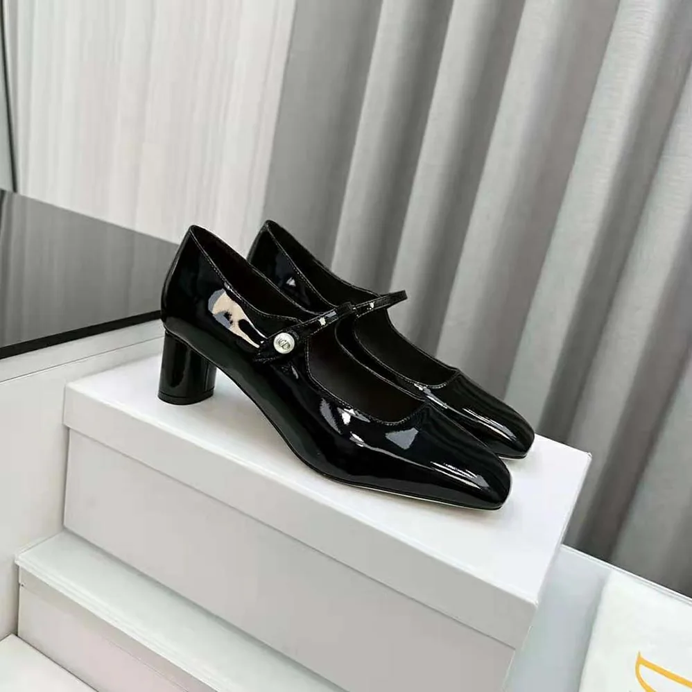 Dior Jolie Dior Pump Black Patent Calfskin for Women Dior Jolie Dior Pump Black Patent Calfskin for Women