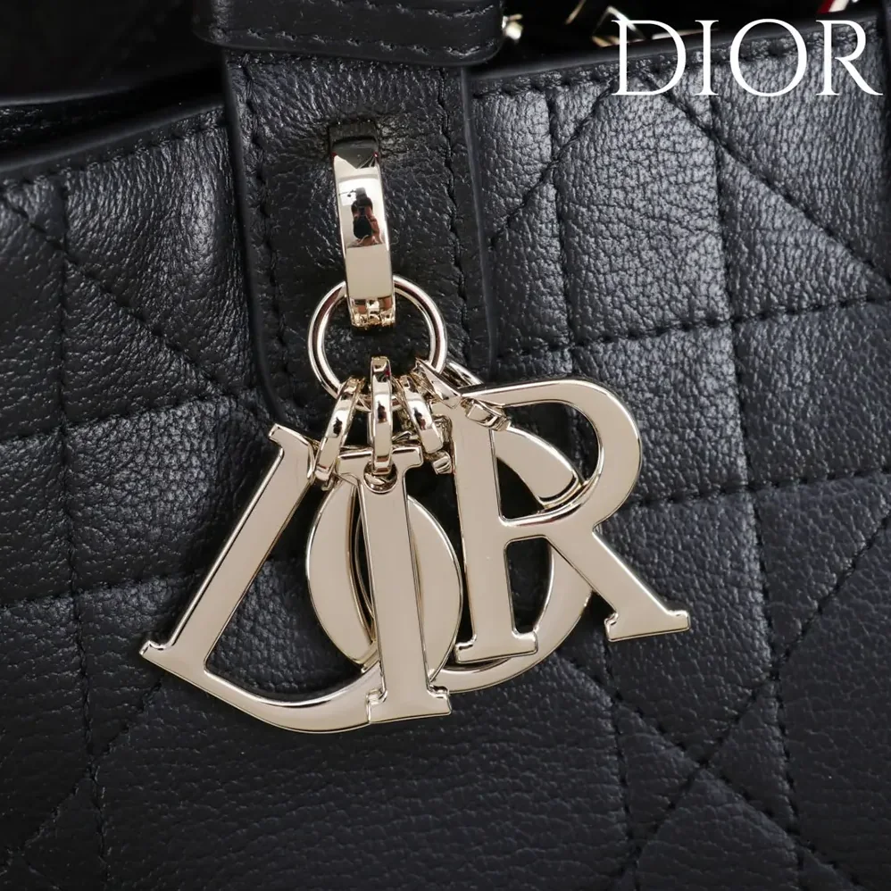 Dior Medium Dior Toujours Bag Black Flat Macrocannage Calfskin for Women