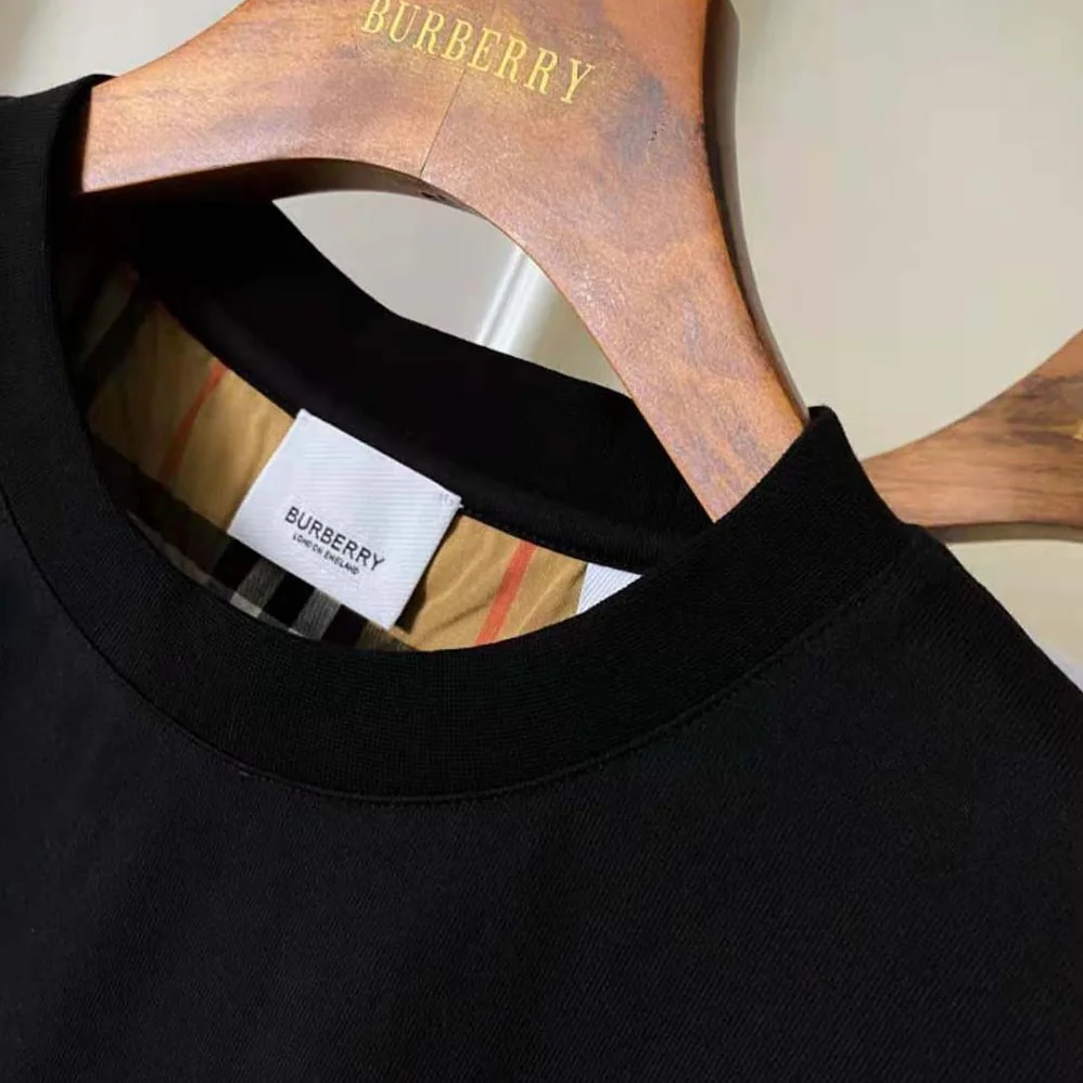 Burberry Vintage Check Sleeve Cotton T-shirt for Men in Black Burberry Vintage Check Sleeve Cotton T-shirt for Men in Black