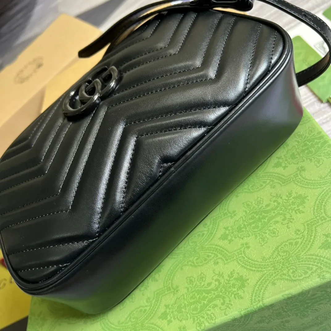 Gucci Marmont Matelasse Shoulder Bag in Black Matelasse Black Hardware Gucci Marmont Matelasse Shoulder Bag in Black Matelasse Black Hardware