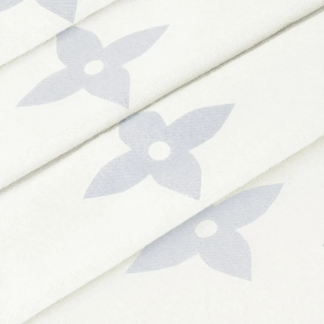 Louis Vuitton Reykjavik Scarf Light Grey /