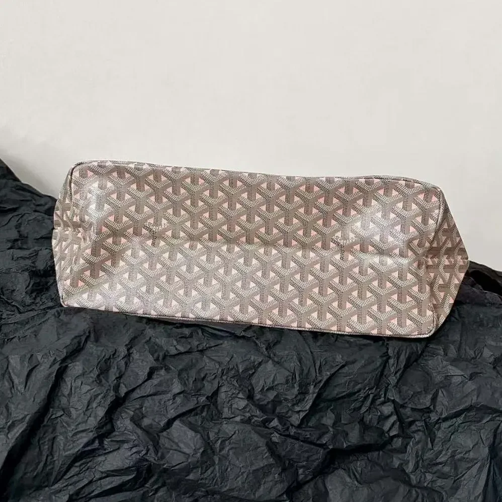 Goyard Saint Louis GM Bag for Women in Grey/Pink