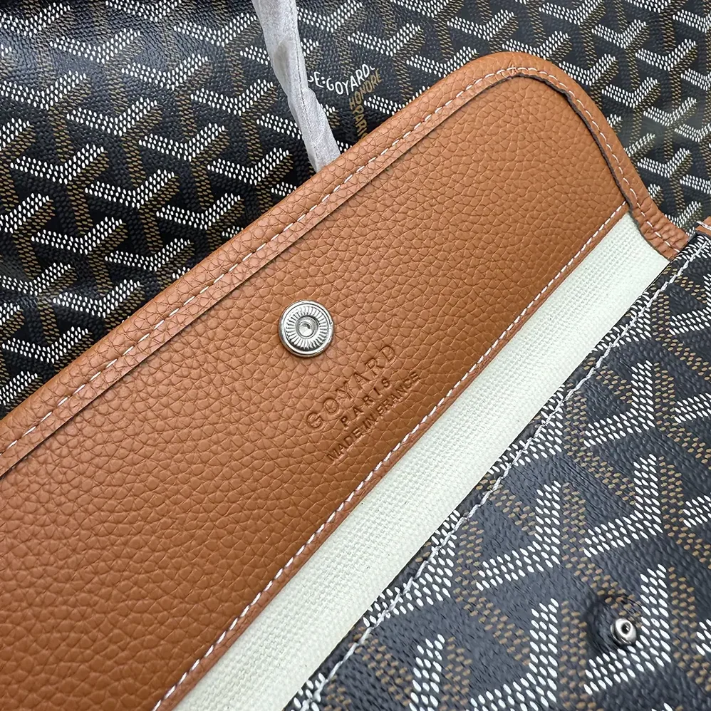 Goyard Hardy Pm Bag for Unisex in Tan Goyard Hardy Pm Bag for Unisex in Tan