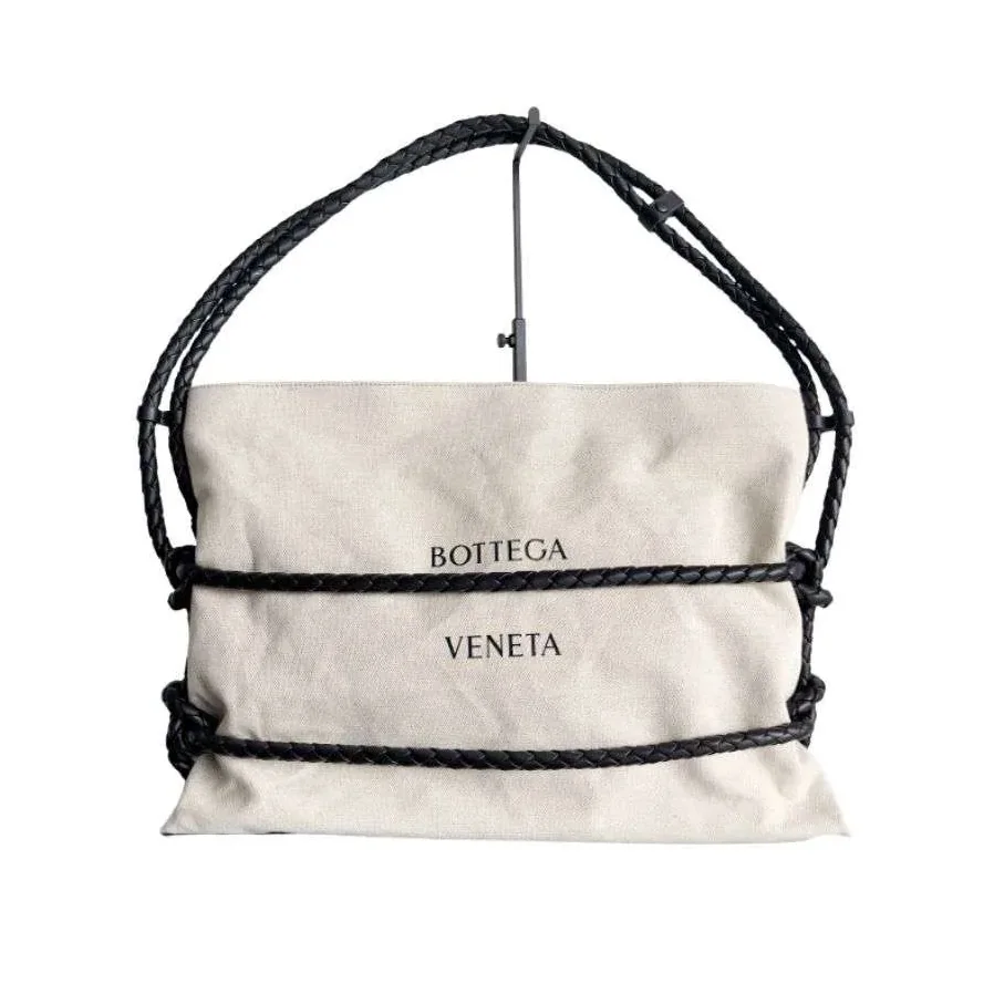 Bottega Veneta Quadronno Shoulder Bag Cream /