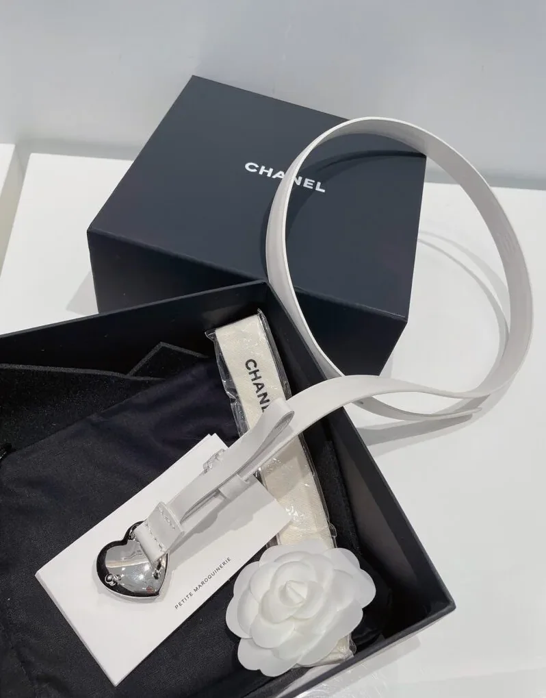 Chanel CC Silver Tone Heart Buckle Belt White Chanel CC Silver Tone Heart Buckle Belt White