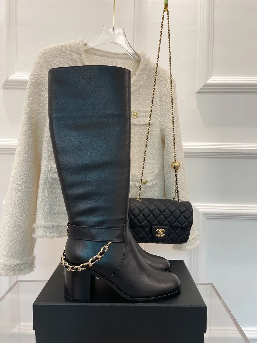 Chanel High Boots With Chain Black / Chanel High Boots With Chain Black /