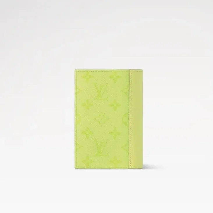 Louis Vuitton Passport Cover Lemon Yellow / Louis Vuitton Passport Cover Lemon Yellow /
