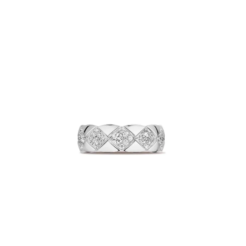 Chanel Coco Crush Ring White Gold Small Version Chanel Coco Crush Ring White Gold Small Version