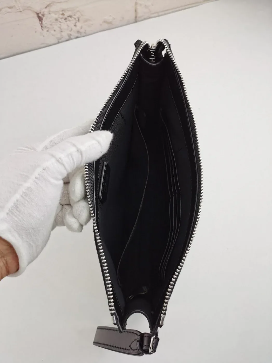 Fendi Flat Pouch Black Fabric Pouch Grey Stripes / FF Fendi Flat Pouch Black Fabric Pouch Grey Stripes / FF