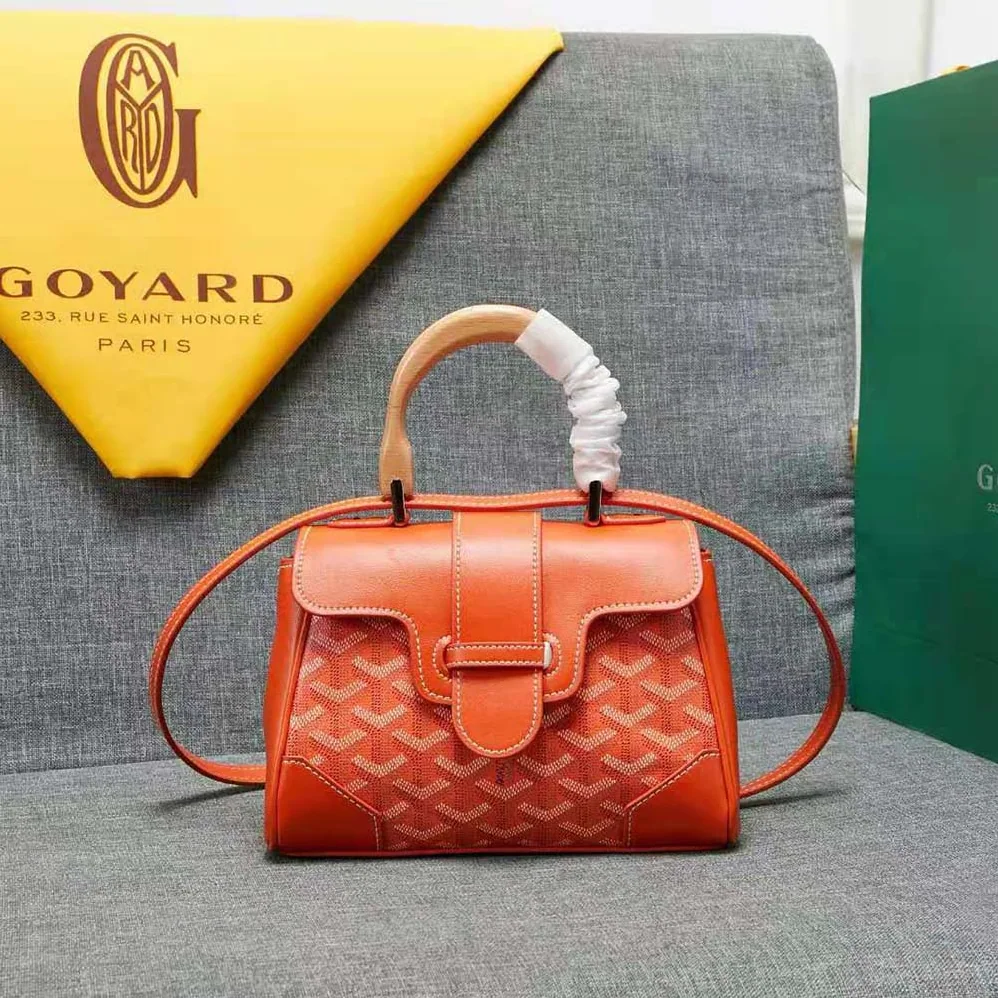Goyard Sac Saïgon Souple Mini in Toile Goyardine & Chevroches Calfskin for Women in Orange Goyard Sac Saïgon Souple Mini in Toile Goyardine & Chevroches Calfskin for Women in Orange
