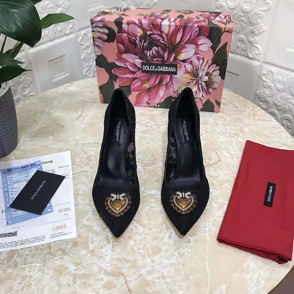 Dolce Gabbana D&G Taormina Lace Pumps with Devotion Heart for Women