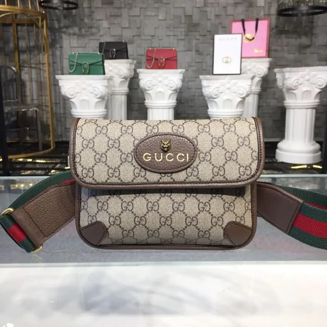 Gucci Neo Vintage Small Messenger Bag Beige/Ebony GG Supreme Canvas With Brown / Gucci Neo Vintage Small Messenger Bag Beige/Ebony GG Supreme Canvas With Brown /