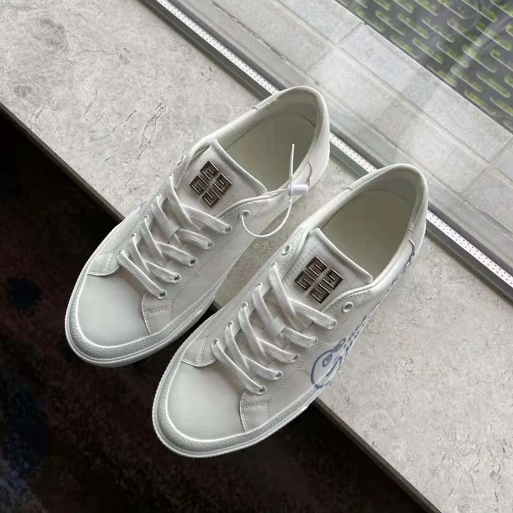 Givenchy Sneakers City Sport in GIVENCHY Print Leather for Men in White
