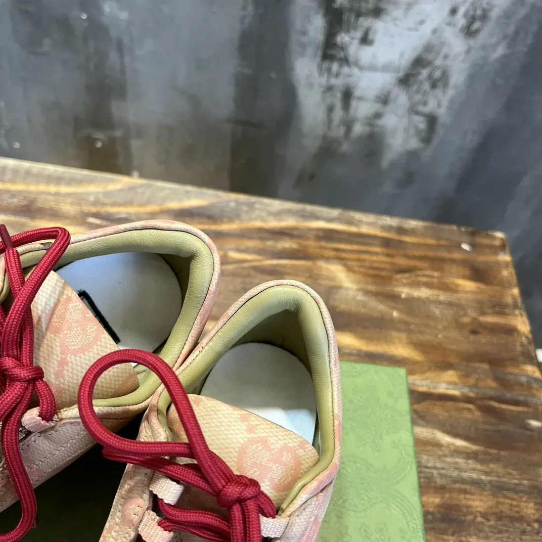 Gucci Run Sneaker Beige Gucci Run Sneaker Beige