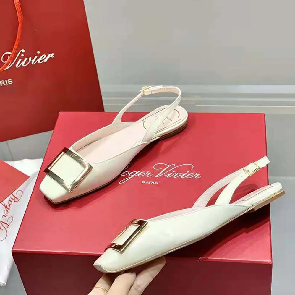 Roger Vivier Trompette Metal Buckle Slingback Ballerinas in Patent Leather for Women in White Roger Vivier Trompette Metal Buckle Slingback Ballerinas in Patent Leather for Women in White