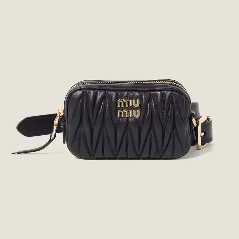 Miu Miu Belt with Matelassé Pouch for Women in Black Miu Miu Belt with Matelassé Pouch for Women in Black