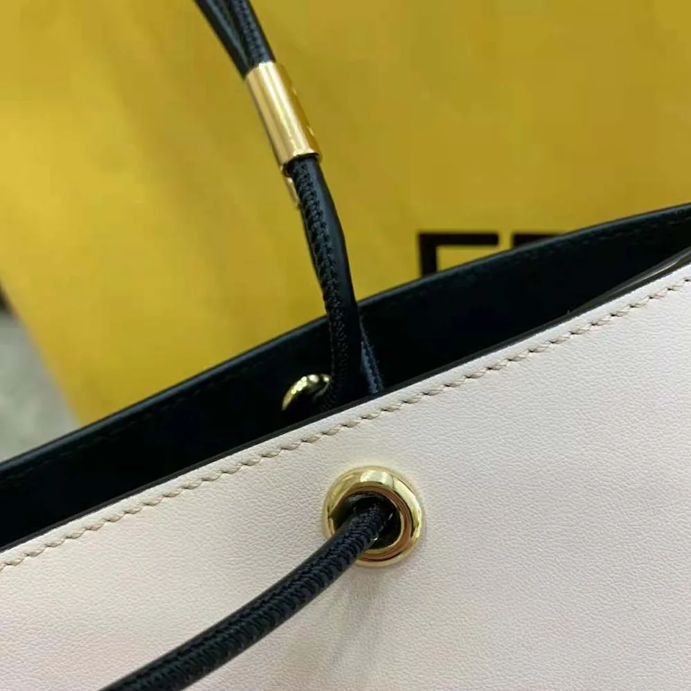 Fendi Fendi Pack Medium Shopping Bag Pink Leather Bag for Women