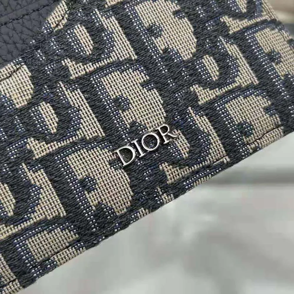 Dior Saddle Card Holder Black Grained Calfskin and Beige and Black Dior Oblique Jacquard for Men Dior Saddle Card Holder Black Grained Calfskin and Beige and Black Dior Oblique Jacquard for Men