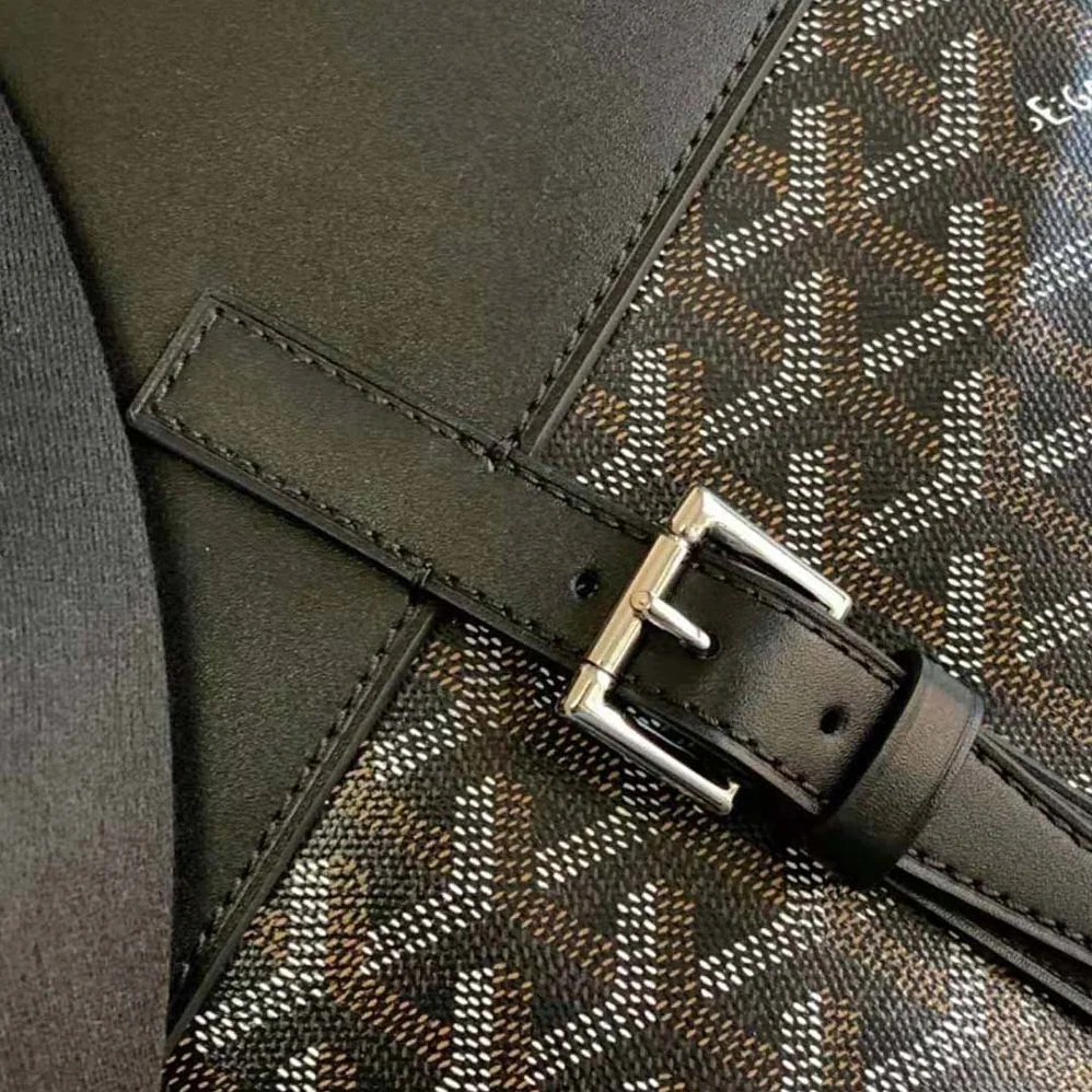 Goyard Citadin PM Messenger Bag for Women in Black Goyard Citadin PM Messenger Bag for Women in Black