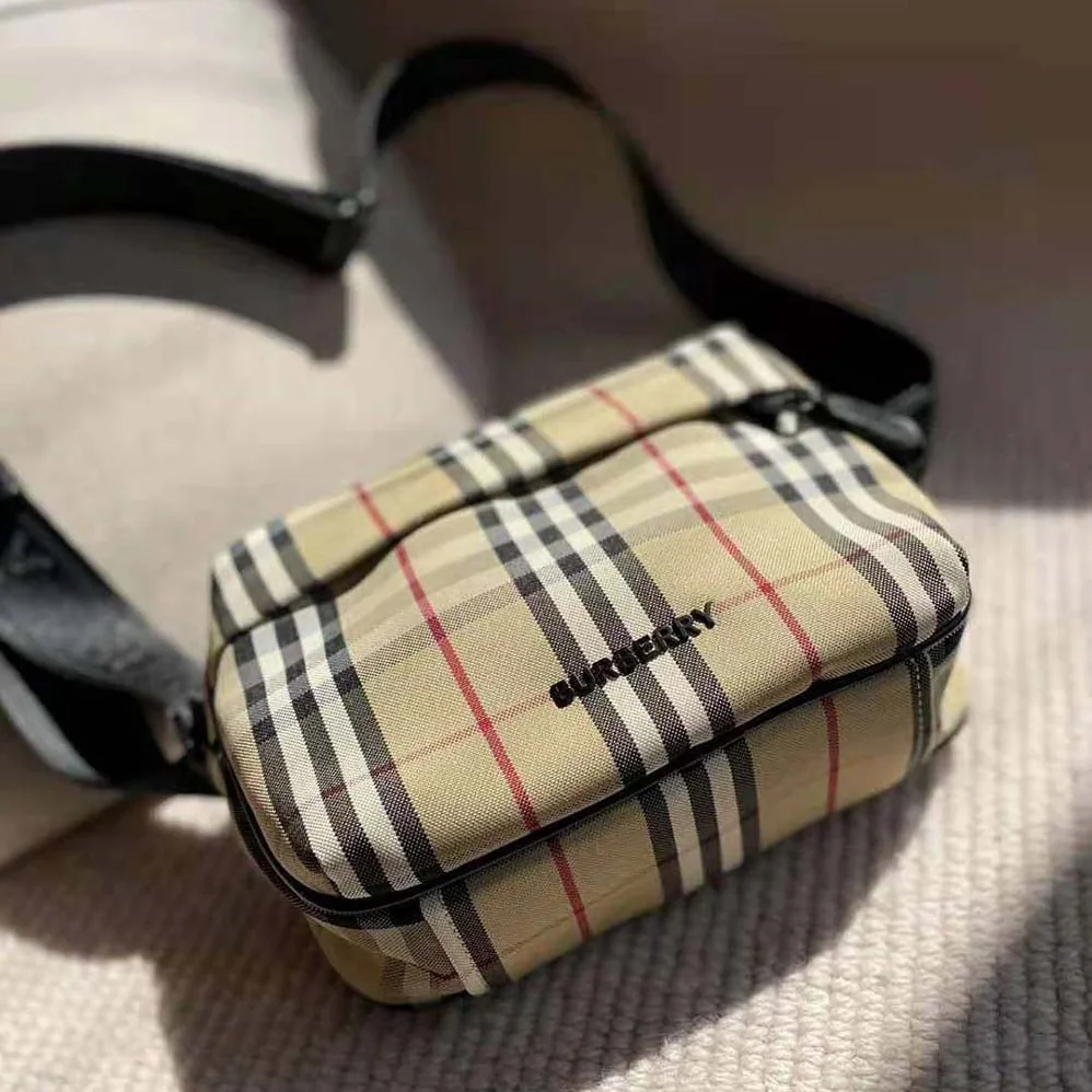 Burberry Paddy Bag with a Jacquard for Men in woven Logo Strap