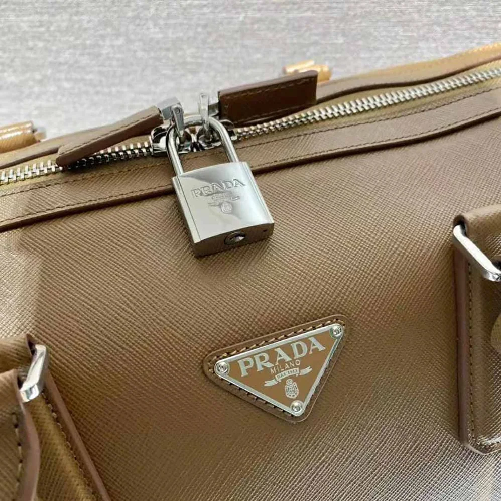 Prada Elegant Duffle Bag in Saffiano Leather Travel Bag for Men in Brown Prada Elegant Duffle Bag in Saffiano Leather Travel Bag for Men in Brown