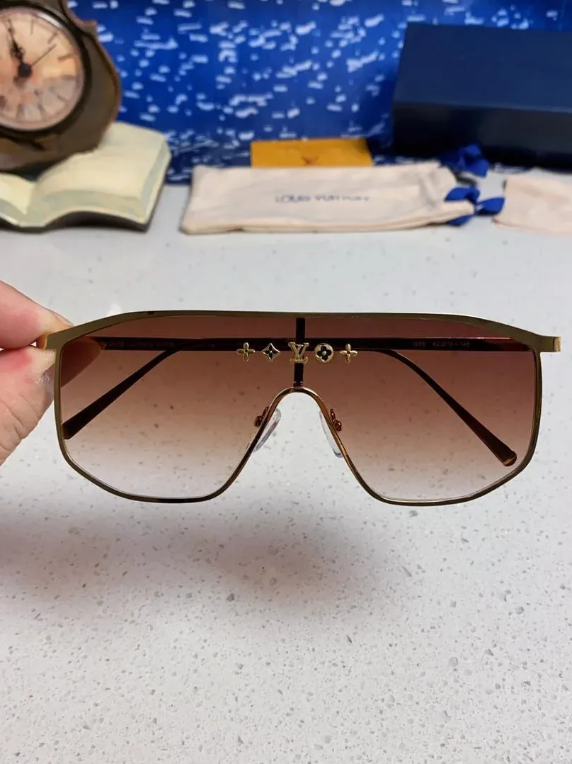 Louis Vuitton LV Golden Mask Sunglasses Brown Louis Vuitton LV Golden Mask Sunglasses Brown