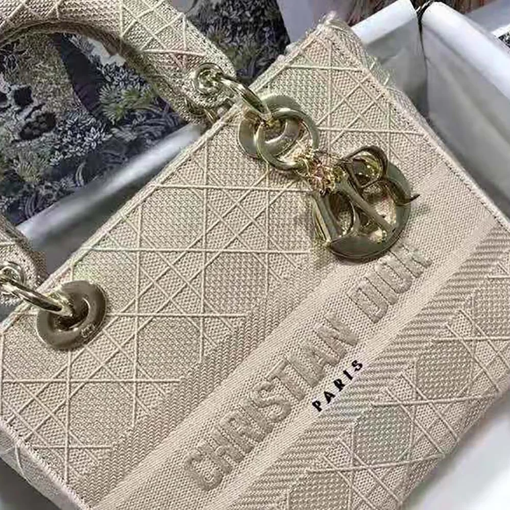 Dior Medium Lady D-Lite Bag Cannage Embroidery in Sandy Dior Medium Lady D-Lite Bag Cannage Embroidery in Sandy
