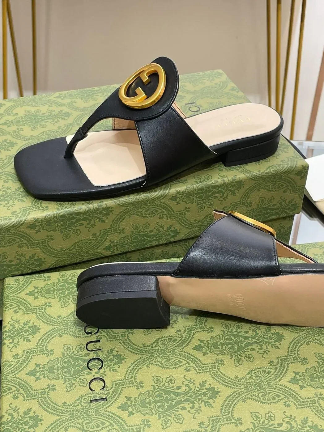 Gucci Blondie Thong Sandal Black Gucci Blondie Thong Sandal Black