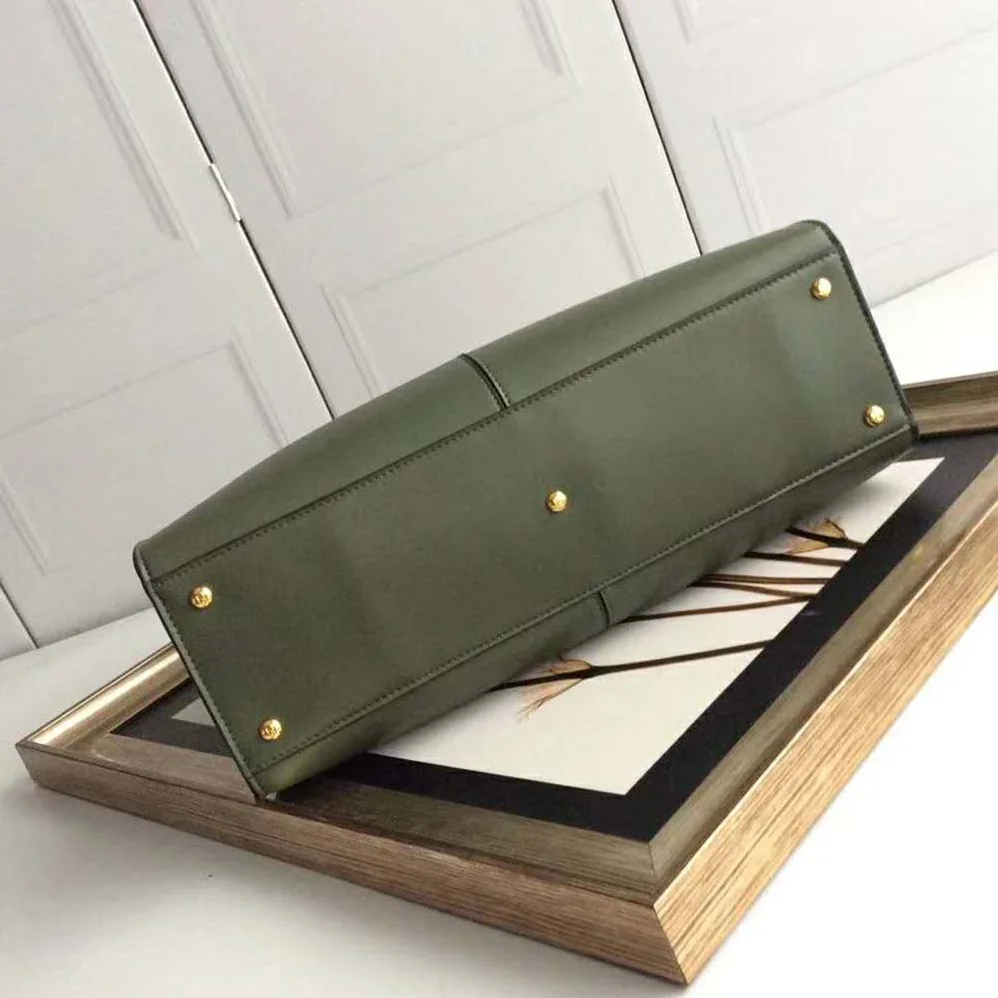 Fendi Peekaboo X-Lite Regular for Women in Green