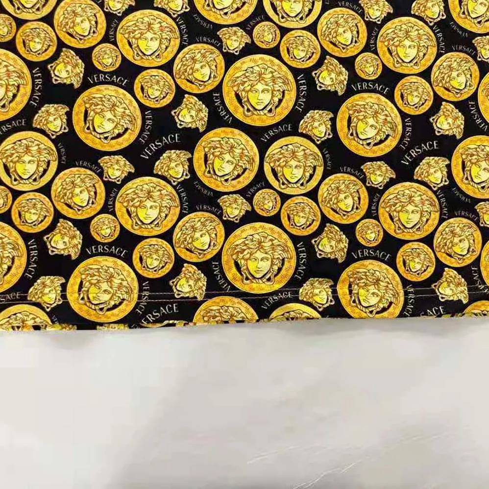 Versace Medusa Amplified Print T for Men in shirt Versace Medusa Amplified Print T for Men in shirt