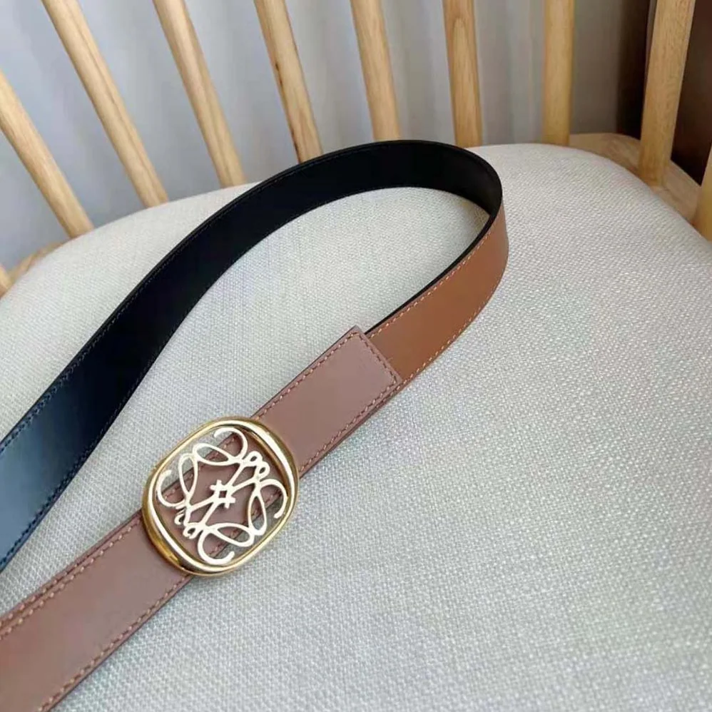 Loewe Reversible Anagram Ellipse Belt in Smooth Calfskin for Women in Tan Loewe Reversible Anagram Ellipse Belt in Smooth Calfskin for Women in Tan