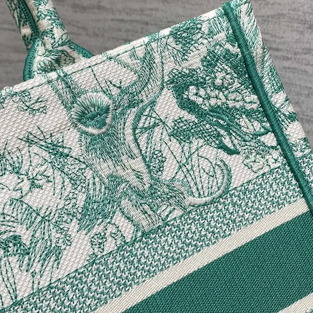 Dior Medium Dioriviera Dior Book Tote Aquamarina Toile de Jouy Embroidery for Women Dior Medium Dioriviera Dior Book Tote Aquamarina Toile de Jouy Embroidery for Women
