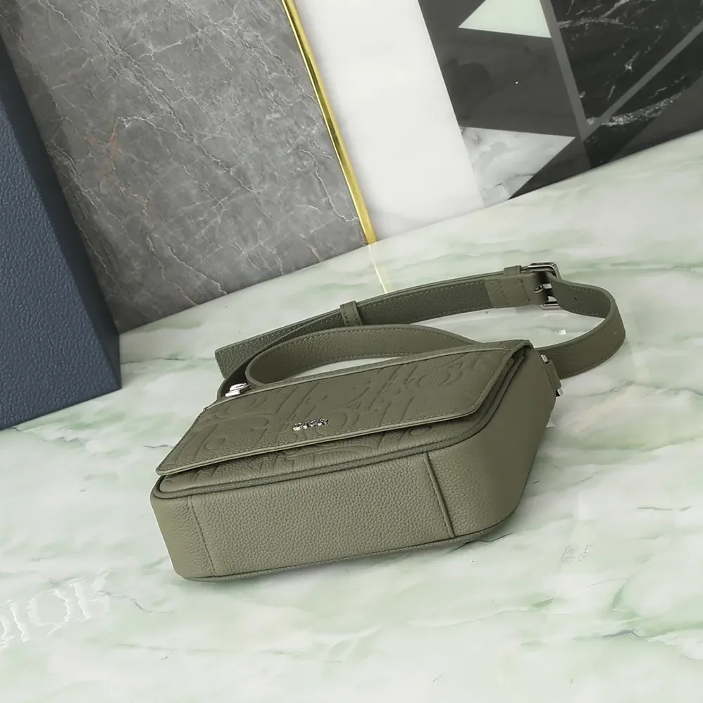 Dior Messenger Bag with Flap Khaki Dior Gravity Leather and Khaki Grained Calfskin for Men Dior Messenger Bag with Flap Khaki Dior Gravity Leather and Khaki Grained Calfskin for Men