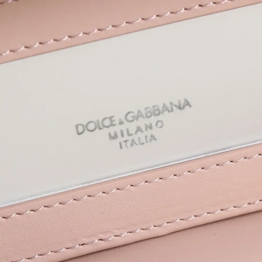 Dolce Gabbana D&G Sicily Crossbody Bag for Women in Pink Dolce Gabbana D&G Sicily Crossbody Bag for Women in Pink
